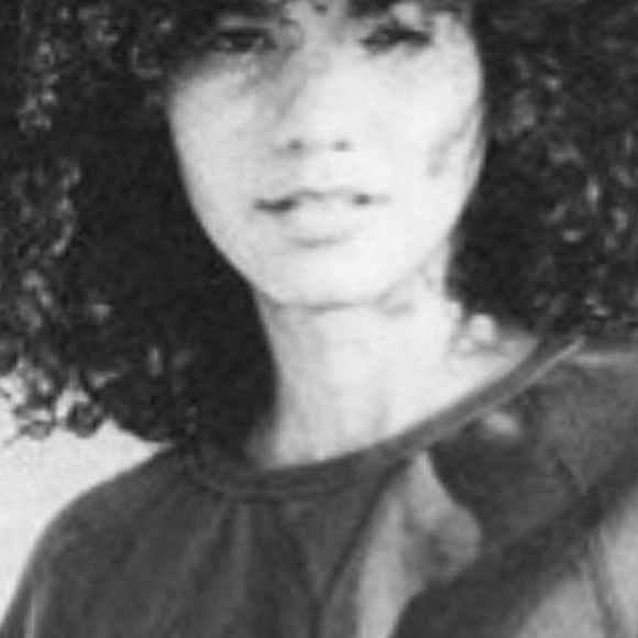 Meet your Posher, Ali - Picture 1 of 1